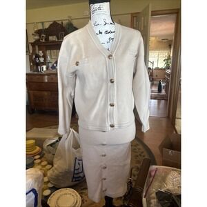 LILLUSORY Beige Knit Two-Piece Cardigan Skirt Set Size Small